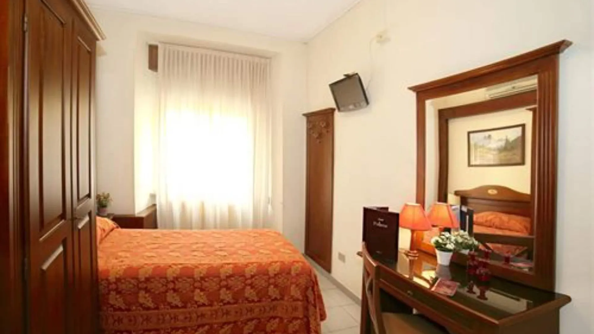 Hotel Pavone Mailand Italien