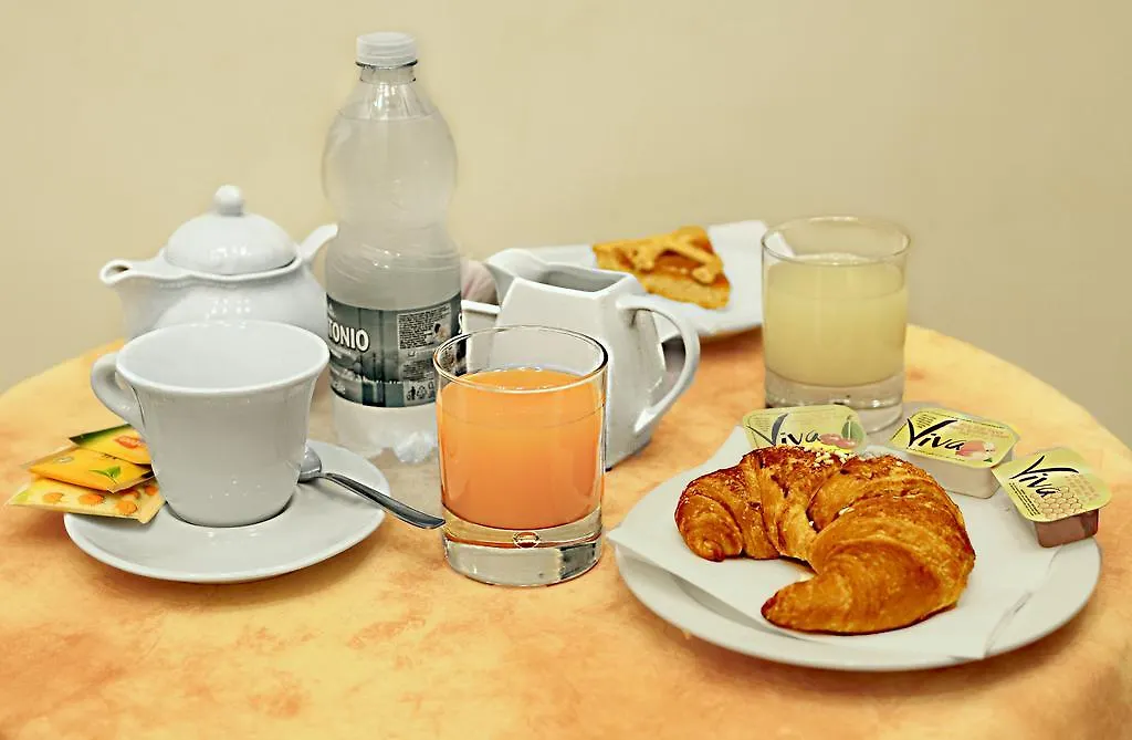 Hotel Pavone Mailand 3*,